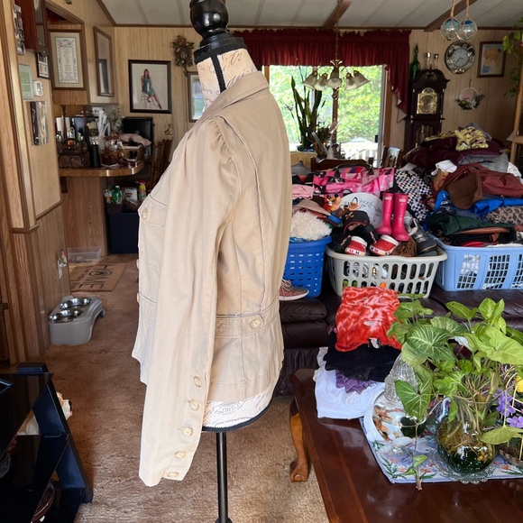 Vintage Early Y2K JUICY COUTURE 100% Cotton tan Jacket w/ buttons down sleeve. - Picture 4 of 16